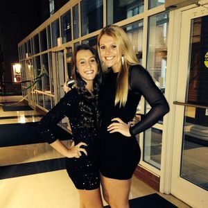 Meet your Posher, Hallie